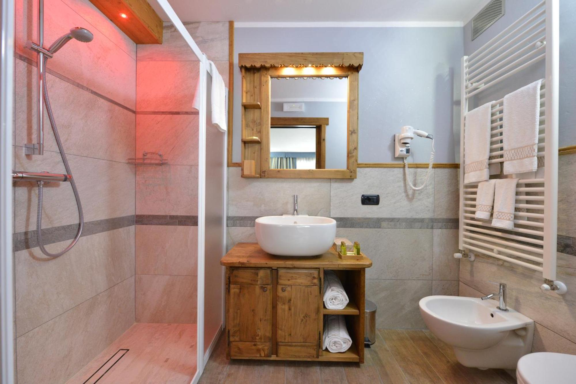Mollino Rooms Breuil-Cervinia Exterior photo