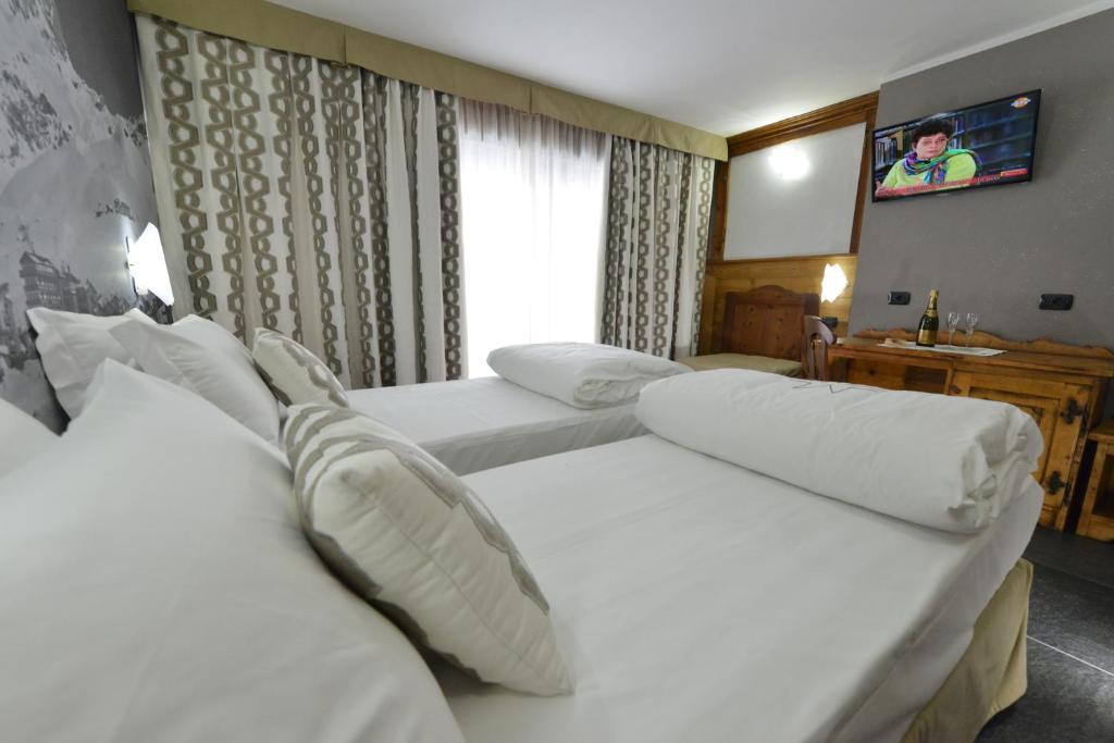 Mollino Rooms Breuil-Cervinia Exterior photo