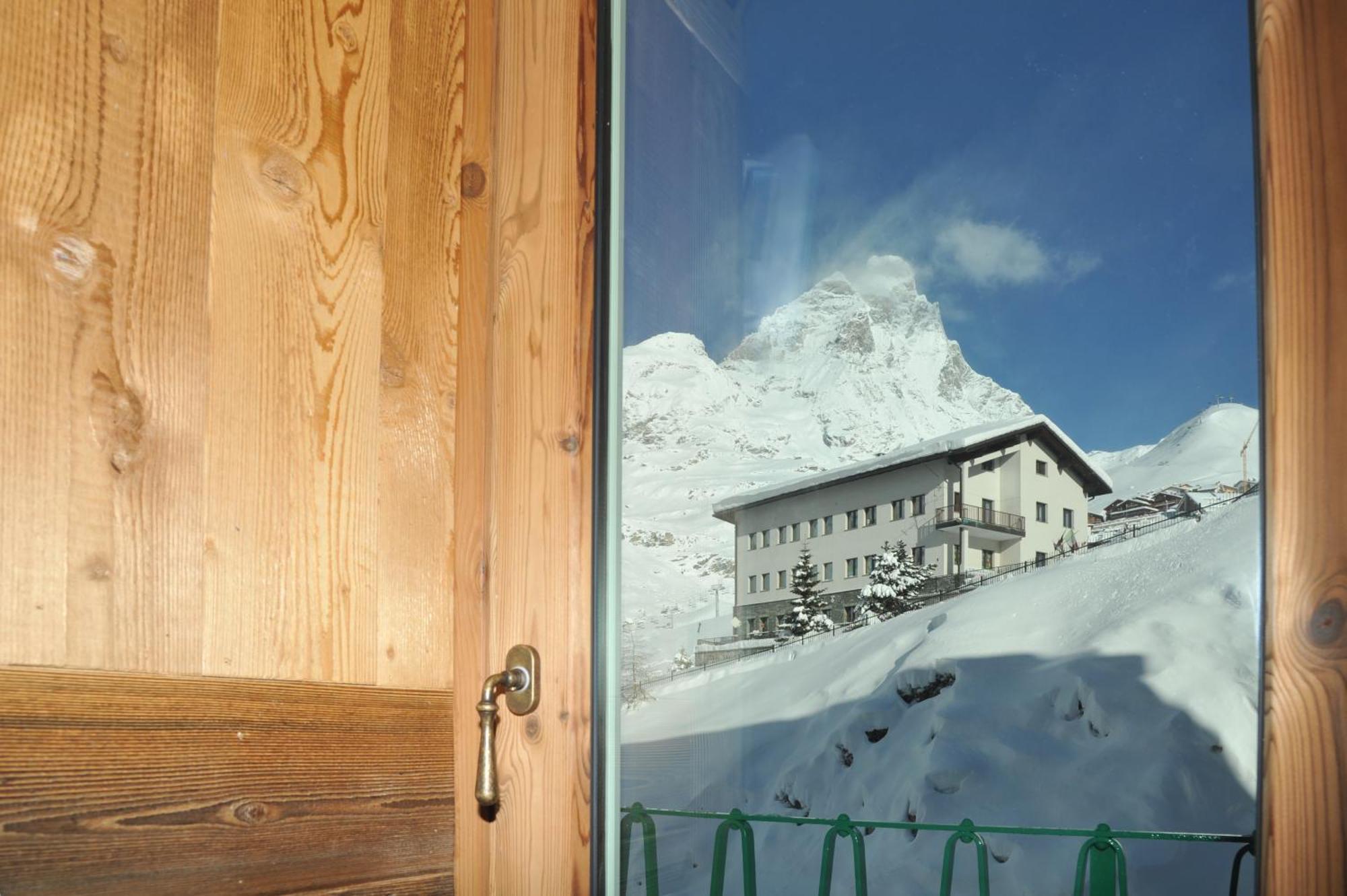Mollino Rooms Breuil-Cervinia Exterior photo